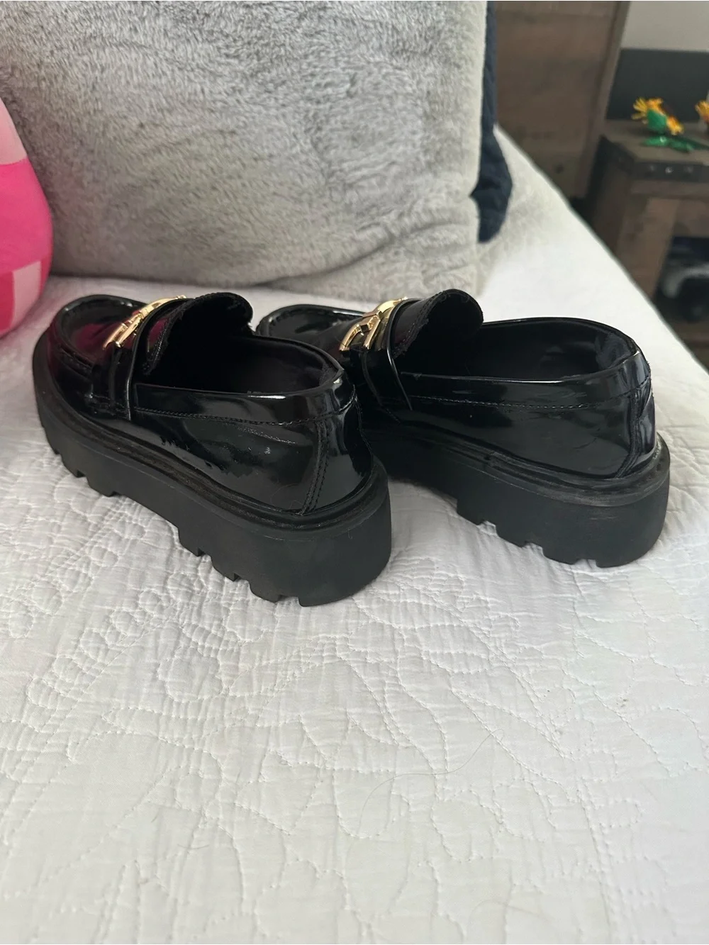 Girls Zara 32 1/1.5 Black Patent Platform platform Loafers with Gold buckle